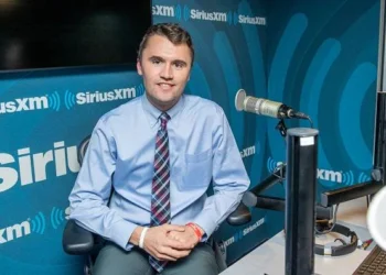 This is the ‘biggest fight’ of Trump’s presidency Charlie Kirk